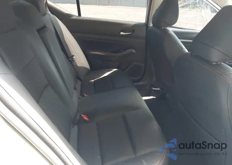 2023 Nissan Altima Sr Fwd z USA, uszkodzony, nr VIN 1N4BL4CV6PN311241